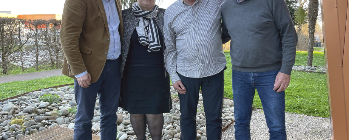 Signature Piveteau-Océalia-Mathieu Staub Jacqueline et Christian Piveteau Denis Mathé 2 Signature Piveteau-Océalia-Mathieu Staub Jacqueline et Christian Piveteau Denis Mathé 2