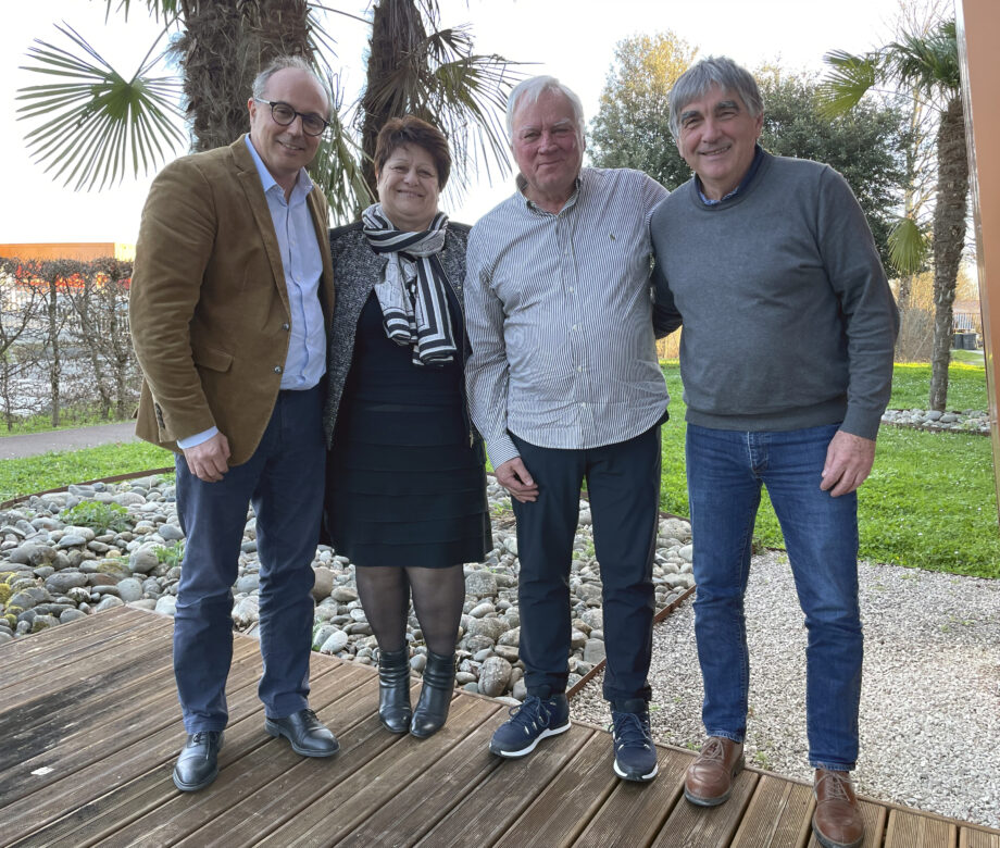 Signature Piveteau-Océalia-Mathieu Staub Jacqueline et Christian Piveteau Denis Mathé 2 Signature Piveteau-Océalia-Mathieu Staub Jacqueline et Christian Piveteau Denis Mathé 2